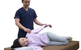 四十肩・五十肩イメージ