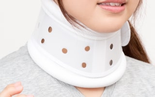 交通事故によるむち打ち症のイメージ